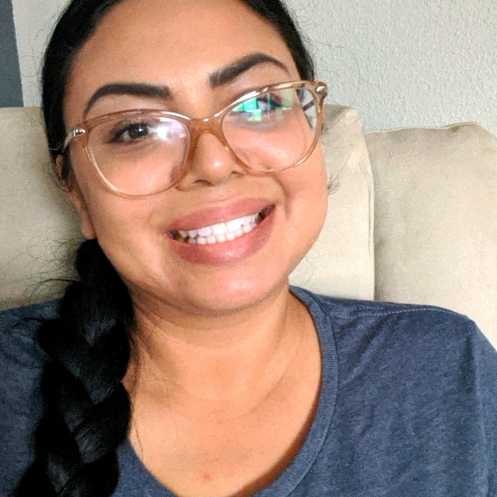 Meet your Posher, Joelle